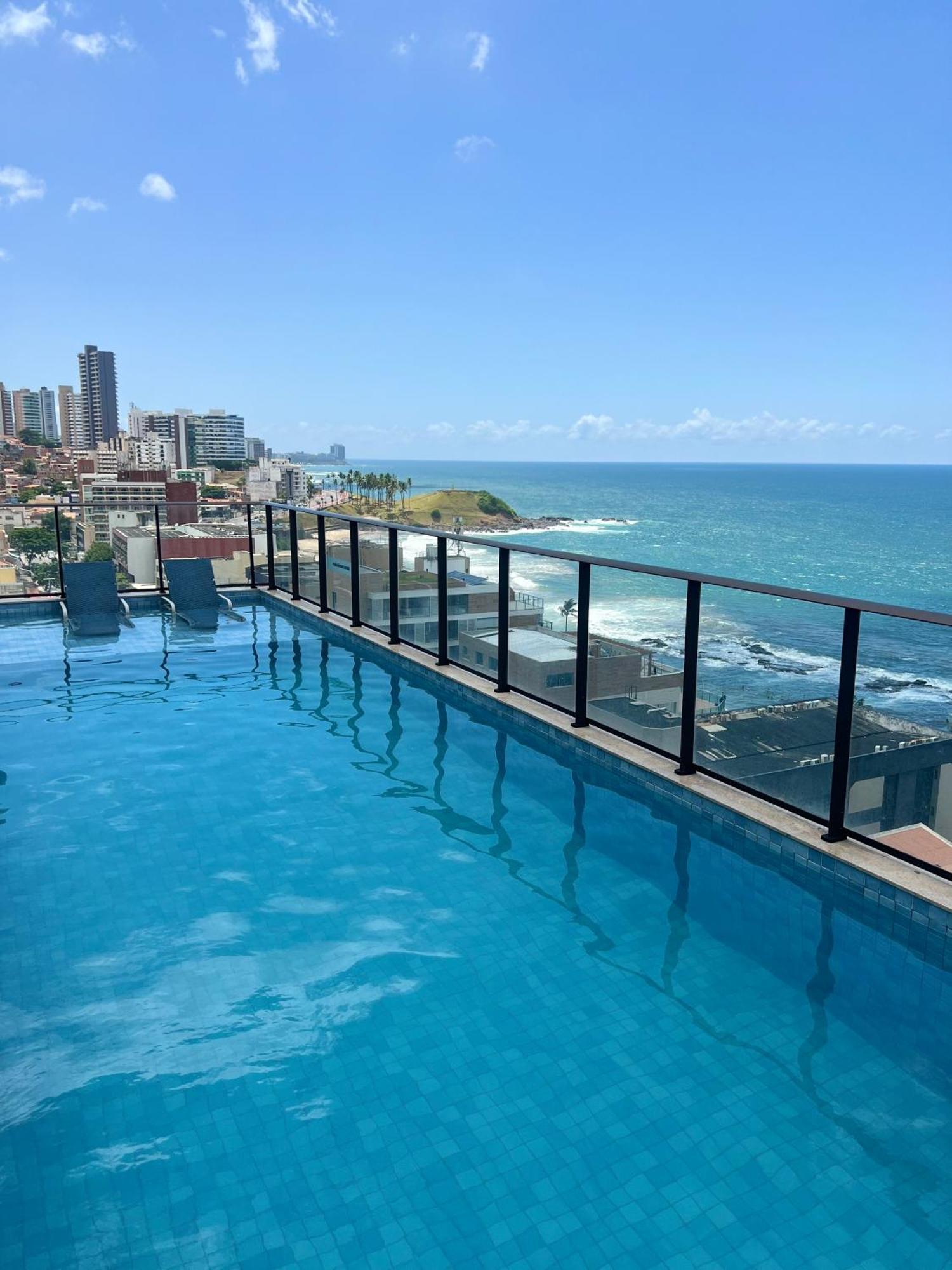 Lindo Flat No Farol Da Barra Apartment Salvador Exterior foto